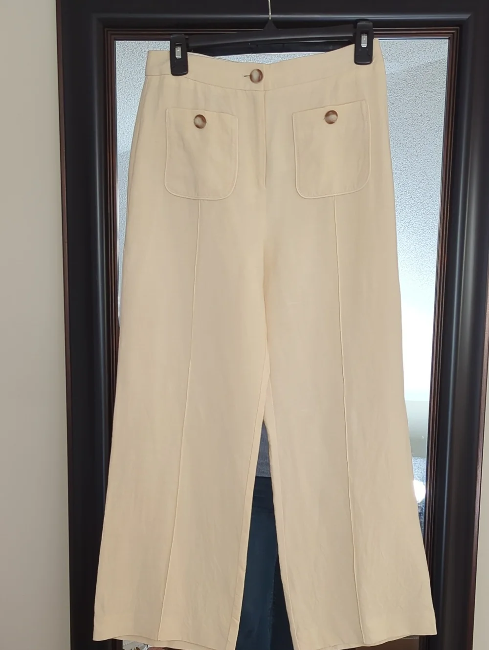 Sezane Cream Wide-Leg Cropped Pants with Patch Pockets